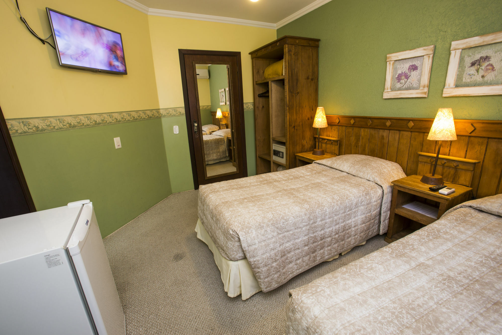 Alameda Paradiso Hotel Gramado Ngoại thất bức ảnh